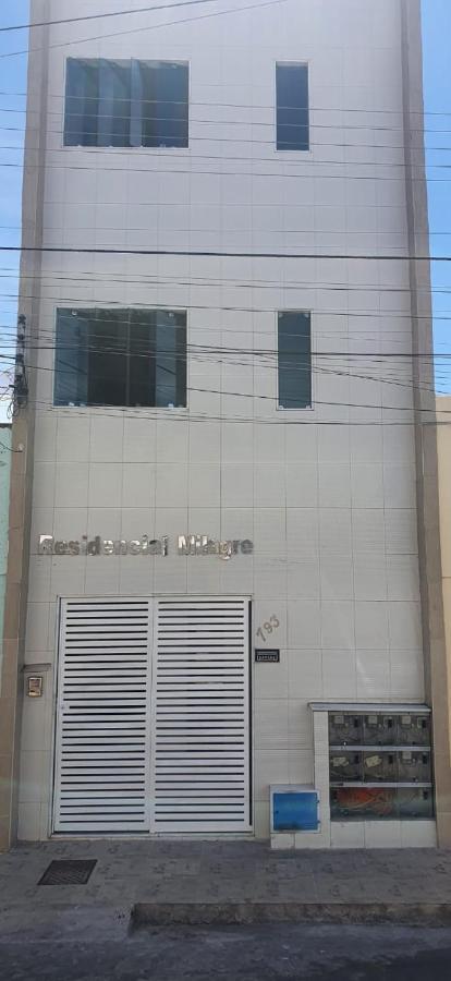 Pousada Residencial Milagre 101 Juazeiro do Norte Exteriör bild